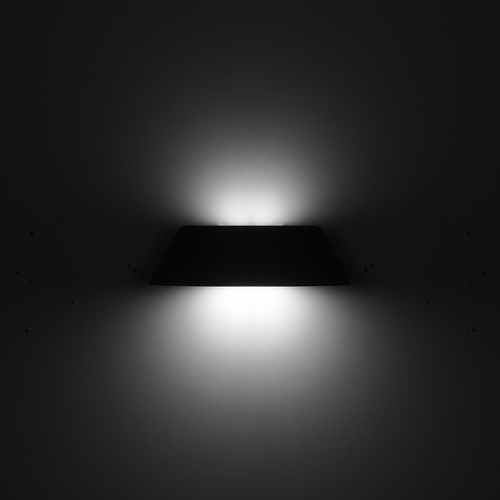 Wall fixture IP65 COURBE LED 7.2W 3000K  Urban grey