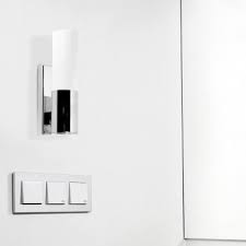 Bathroom Wall Light IP44 Dresde On E14 40W