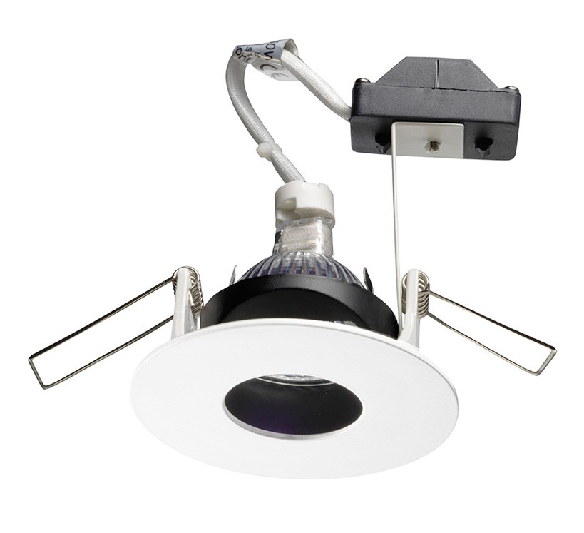 WHITE ROUND ADJUSTABLE RECESSED PAT DOWNLIGHT